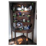 Vtg. Desk/bookshelf *contents not included*