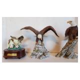Lot of three ceramic bird statuettes, Sparrows on