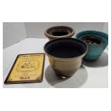 Lot of assorted indoor plant pots approx 5" H,