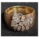 Gold butterfly ring marked "14k". Total weight