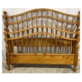 (M) Lot of Wooden Queen Size Head and Footboard w