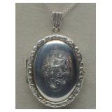 (XX)Vtg. Sterling Silver UK Locket Necklace