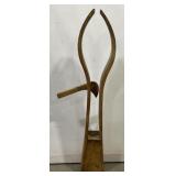 (AM) Primitive Stitching Horse Clamp Appr 28.5 in