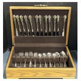 (X) Flatware Chest w/ "Community" Silverware Set.