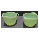 (M) Vintage Jadeite Fire-King Oven Ware Creamer