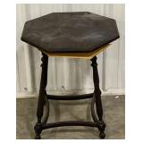 (AM)Wooden Octagonal Side Table Bottom of