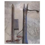 (M) Vintage Plant Seeders. Bidding two times the