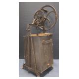 (M) Vintage Dazey Churn & Mfg. Co. Model 330B.