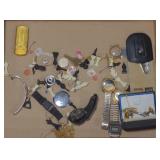 (AA) Vintage Trinket, including pins, chess