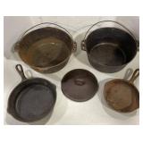 (H) Cast Iron Pots, Pans and Lid