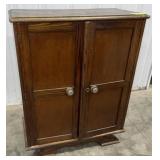 (BJ Antique Solid Wood Side Cabinet  2.8x2