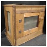 (M) Wooden Pie Cabinet w/ Mesh Screen (approx 17"