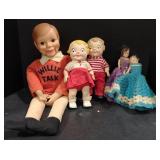(M) Campbell Soup Dolls (approx 9.5"), Dolls w/