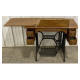 (P)Antique Singer Treadle 4 Drawer Sewing