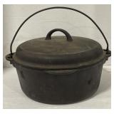 (AC) Griswold Cast Iron Pot with Lid 9  13inx6in