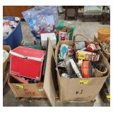 (M)Pallet of Assorted Holiday Decor Including