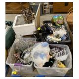 (H)Pallet Containing Styrofoam Egg Brooder Box,