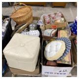 (H)Pallet Containing Upholstered Footrest with