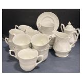 (X) Johnson Brothers Fine English Tableware