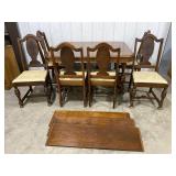 (AV)Wooden Dining Table Set Including Vinyl