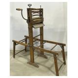 (AM) VTG  Anchor Brand Folding Bench Wringer. Appr