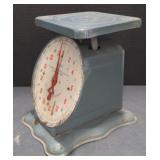 (M) Vintage 25 lb, ounce scale.