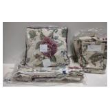(BS) Waverly Fabric Panels & Throw Pillow
