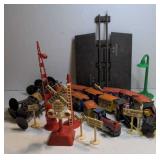 (AL) Vtg Tin Lithograph Wind-Up Trains w Tracks