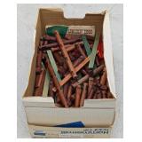 (Hi) Lincoln log pieces