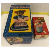 (Hi) hungry baby bear in box and empty bear box