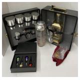 (FG) Vintage Bar set including shaker and