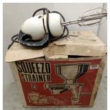 (MN) Squeeze Strainer Model 400-TS & Dormeyer