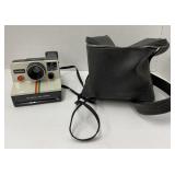 (FG) Polaroid Land Camera with bag