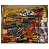 Flat of Various Screwdrivers(attached garage)