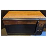 Tappan Turntable Microwave Oven 12"x23"x13"