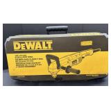 (L) DeWALT 1/2in (13 mm) Stud and Joist Drill,