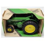 1/16 Ertl John Deere Model "R" Tractor In Box.