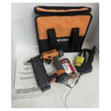 (K) Pneumatic Tools/ Ridgid 18 Gauge Brad Nailer