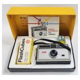 Vintage Kodak Instamatic 104 Camera Outfit In Box