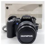 Olympus EVolt E-500 SLR Digital Camera In Box