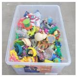 (O) Kids Meal Toys
