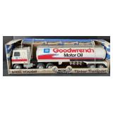 (P) Nylint Metal Muscle GM Goodwrench Motor Oil