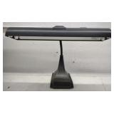 (Q) Gooseneck Desk Lamp