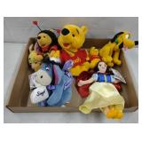 (O) Lot of Disney Winnie the Pooh, Snow White,