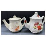 (O) Lot of Vintage Ceramic Teapots. Bidding 2x