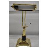 (Q) Golden Steel Desk Lamp