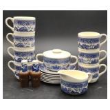 (O) Royal USA Blue Willow Ceramic Pieces, Creamer