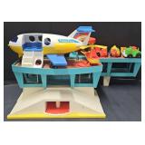 (O) Fisher Price #996 (1972) Little People