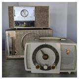 (Q) Vintage Zenith Radios