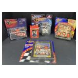 (O) NASCAR Winners Circle Figurines, Model Cars